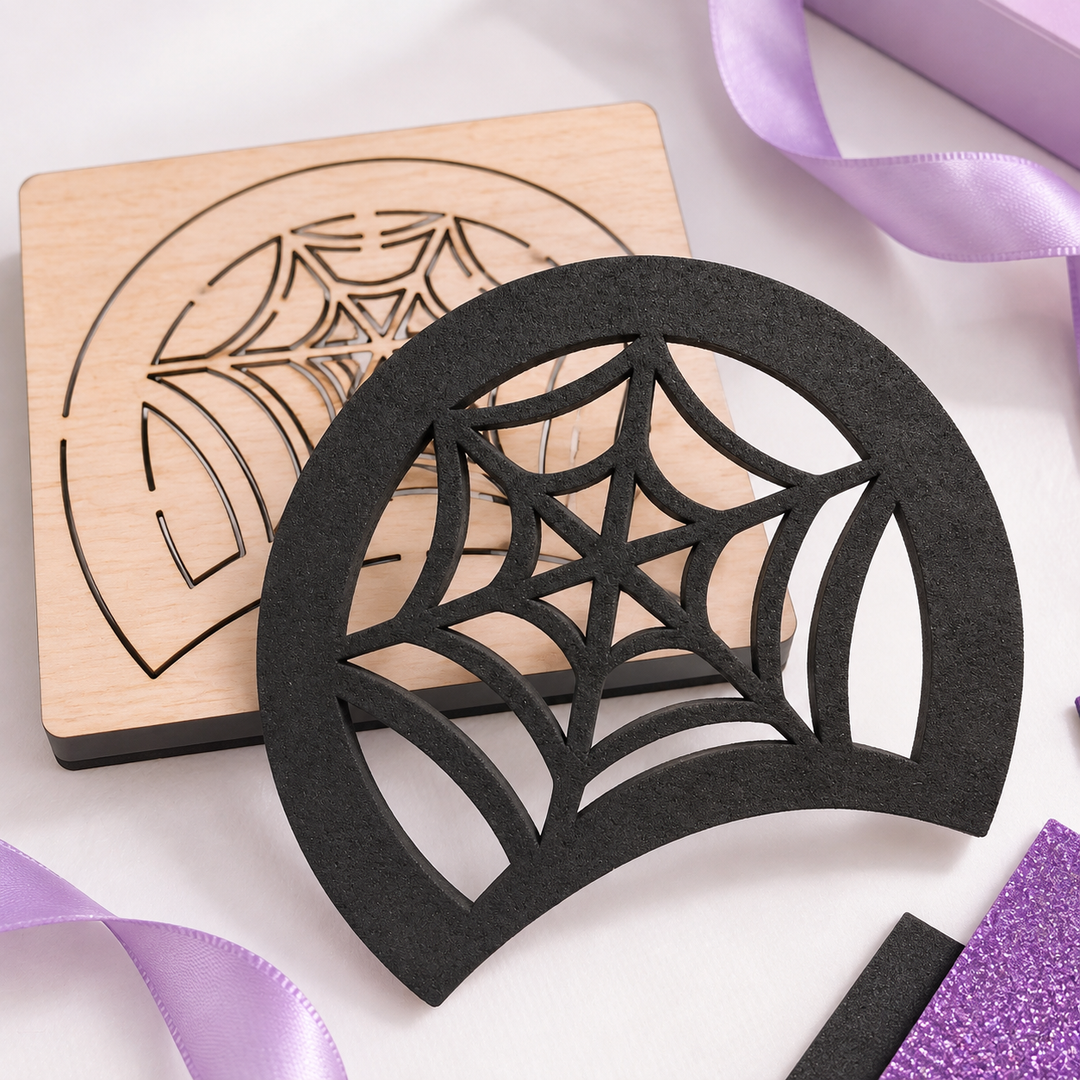Classic Spiderweb Mouse Ears Cutting Die